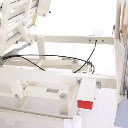 Кровать реанимационная электрическая DB-3 (5 функций) (МЕ-4019Н-00) с выдвижным ложементом и ростоматом CPR+аккумулятор с ростоматом фото в интернет магазине | zdorov.by