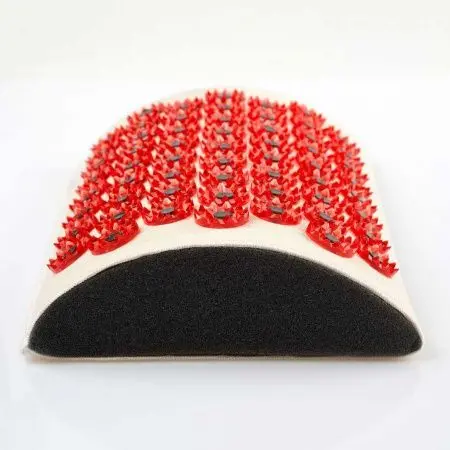 Аппликатор Кузнецова. Массажер для поясницы, красный (менее острые иглы, магнитные вставки). фото в интернет магазине | zdorov.by