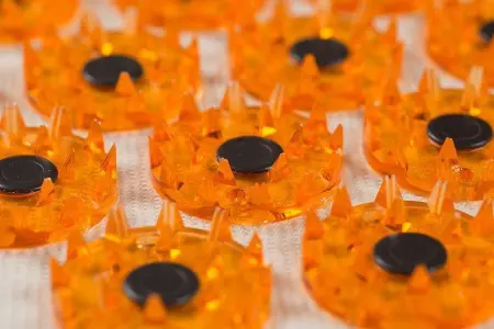 Аппликатор Кузнецова 17х28 см желтый (более острые иглы, магнитные вставки). фото в интернет магазине | zdorov.by