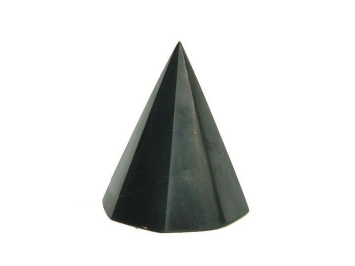 Пирамида высокая 8 граней полированная 5 см